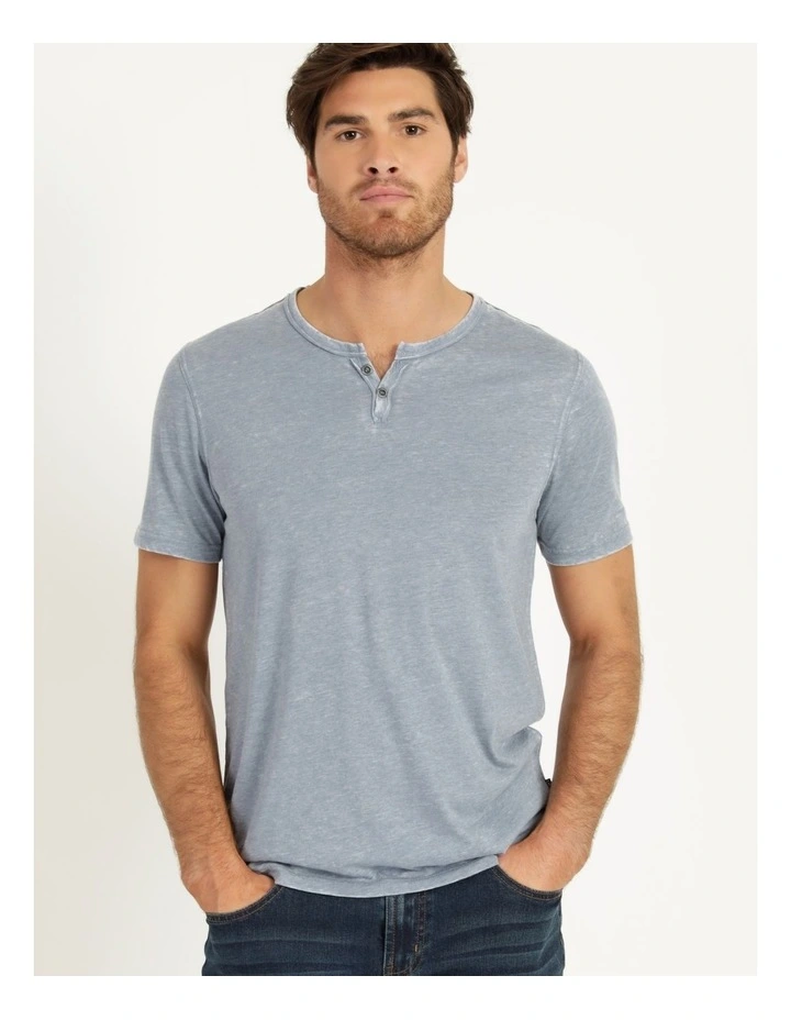 Maddox Hudson Short Sleeve Henley T-Shirt Mid Blues