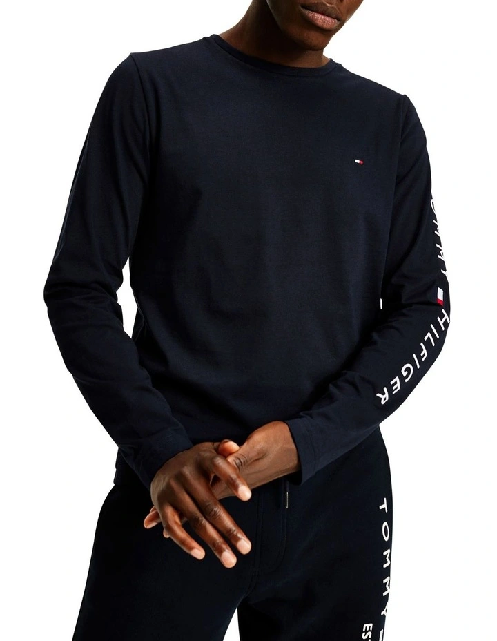 Tommy Hilfiger Logo Long Sleeve Tee In Blue