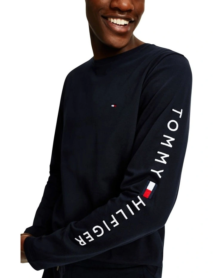 Tommy Hilfiger Logo Long Sleeve Tee In Blue - Image 4