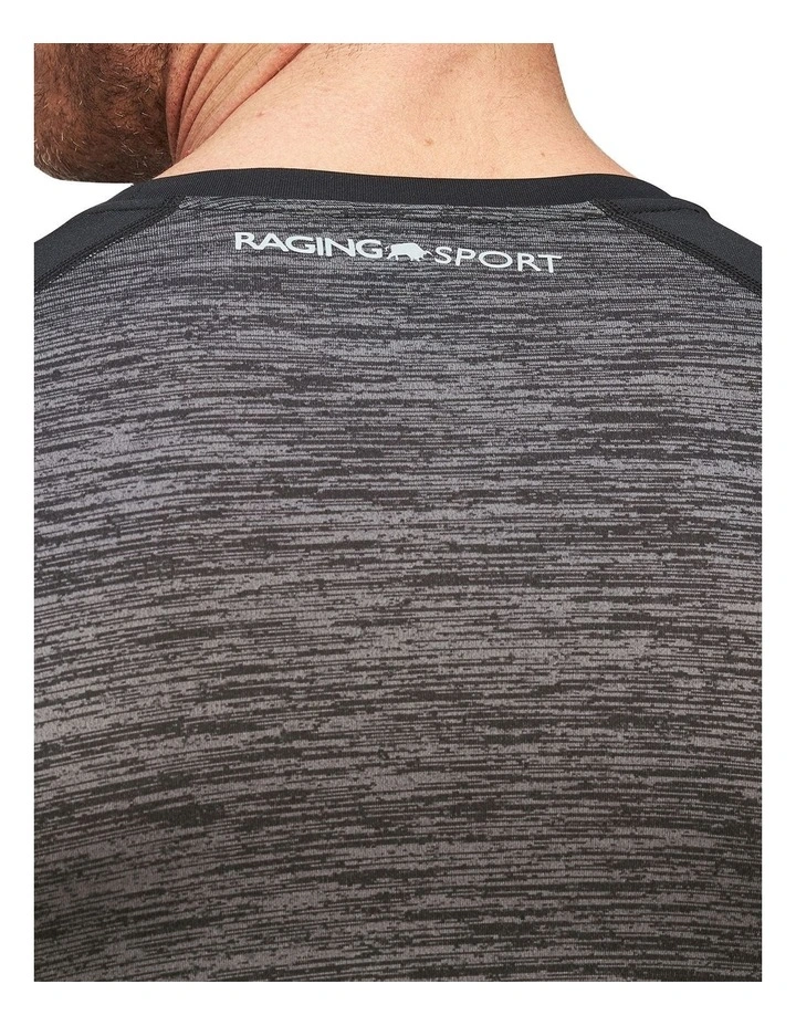 Raging Bull RB Sport Performance Long Sleeve T-Shirt In Black - Image 5