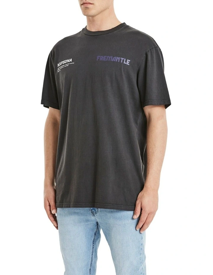 Nena & Pasadena Freemantle Relaxed Fit Tee In Black - Image 3