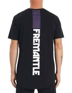 Nena & Pasadena Fremantle Curved Hem Tee In Black