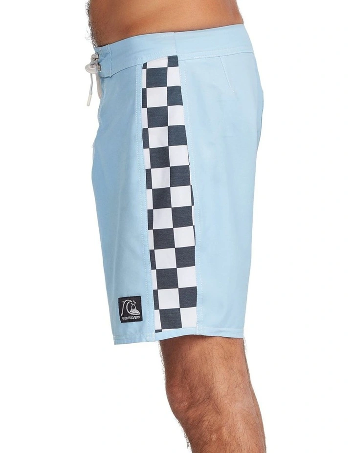 Quiksilver Echo Beach Arch 18" Board Shorts 2 Quiksilver Echo Beach Arch 18" Board Shorts - Image 2