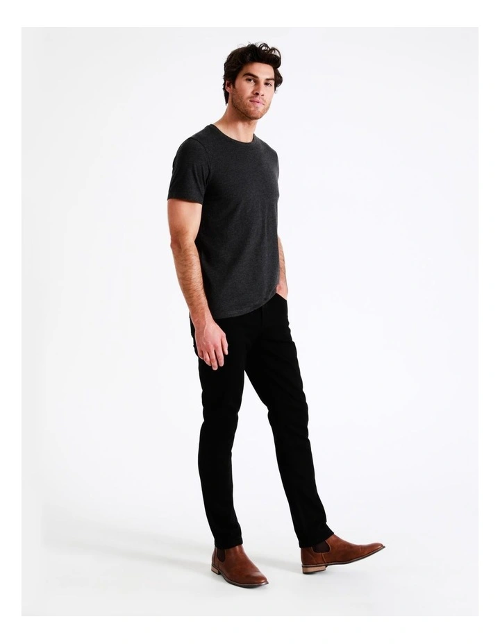 Maddox Kristian Slim Tapered Jean Size 30 Leg Length In Solid Black - Image 5