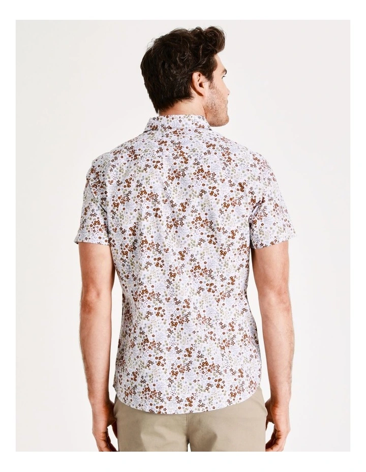 Maddox Fernleigh Ditsy Print Short Sleeve Shirt In White - Image 6