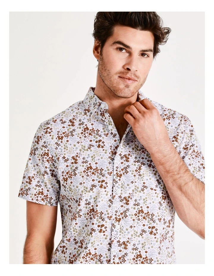 Maddox Fernleigh Ditsy Print Short Sleeve Shirt In White - Image 7