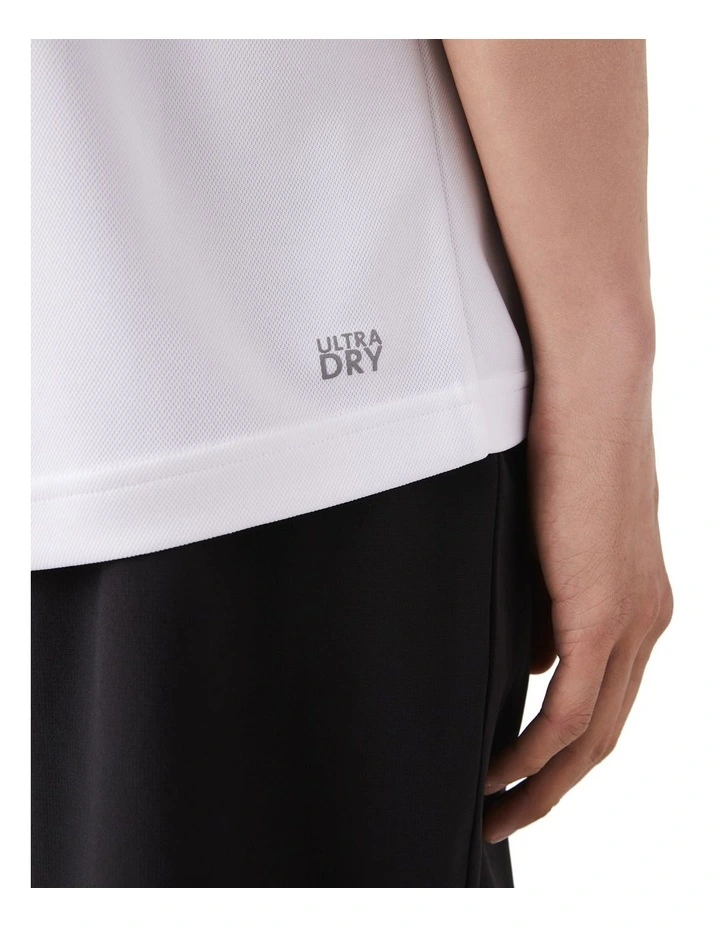 Lacoste Ultra Dry Solid Colour Polo In White - Image 3