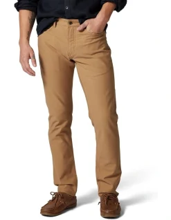 Rodd & Gunn Motion 2 Straight Jean Long Leg In Camel