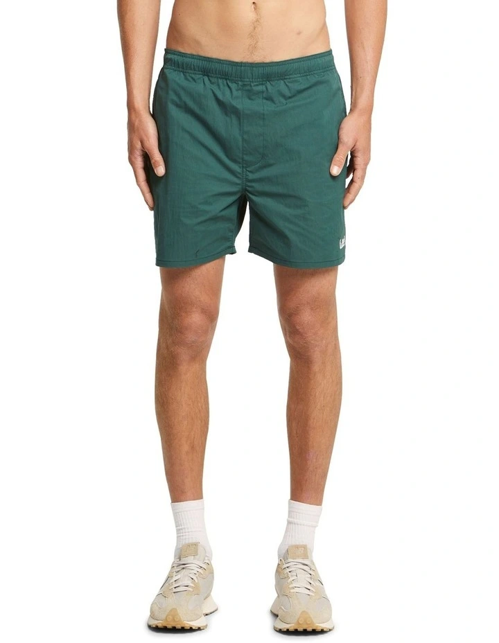 Lee Vacay Short In Green