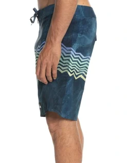 Alternative view of Quiksilver Highlite Arch 19" Boardshort In Insignia Blue