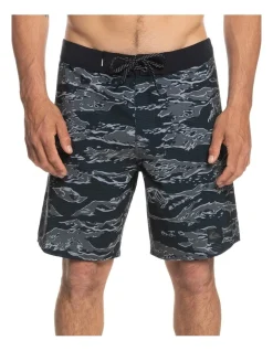 Quiksilver Highlite Arch 19" Boardshort In Sleet