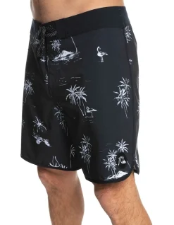 Alternative view of Quiksilver Surfsilk Scallop 18" Boardshort In Black