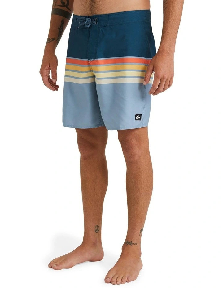 Quiksilver Everyday Swell Vision 18" Boardshort In Blue - Image 3