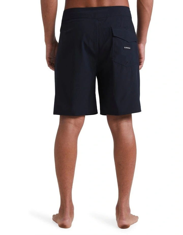 Stab X Quiksilver Surfsilk 18" Boardshort In Black - Image 3