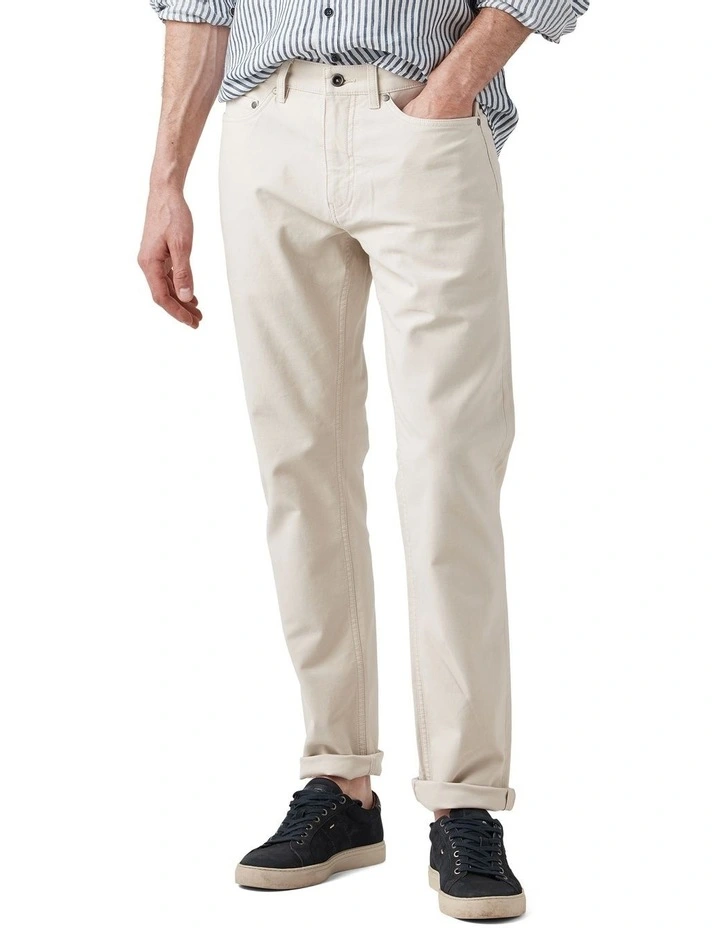 Rodd & Gunn Motion 2 Straight Jean Short Leg In Stone